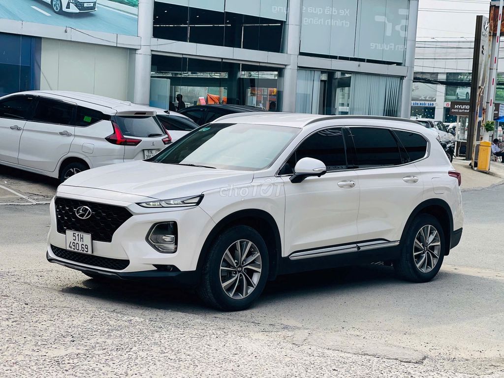 Hyundai Santa Fe Dầu Tiêu chuẩn 2020 đi 53.000km. Mua bán Ô tô tại Thành phố Thủ Đức Tp Hồ Chí Minh được đăng bởi Mr Duy hình 2