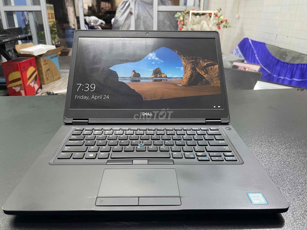 Dell Latitude 5490 i5-7300U 8GB/256GB. Mua bán Laptop tại Thị xã Tân Uyên Bình Dương được đăng bởi lê âu hình 1