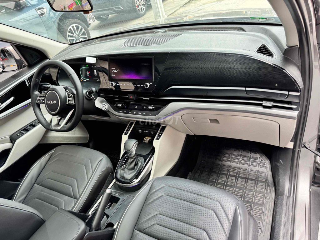 Kia Caren 2024 Signature 26000 km Màu Xám. Mua bán Ô tô tại Thành phố Thủ Đức Tp Hồ Chí Minh được đăng bởi Long Auto Vạn Phúc hình 13