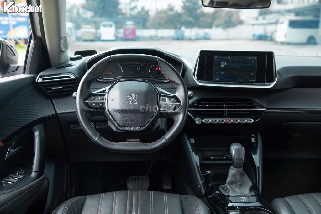 Peugeot 2008 2022 AT màu trắng cực HOT. Mua bán Ô tô tại Quận Gò Vấp Tp Hồ Chí Minh được đăng bởi NGUYỄN MINH VUA XE LƯỚT hình 8