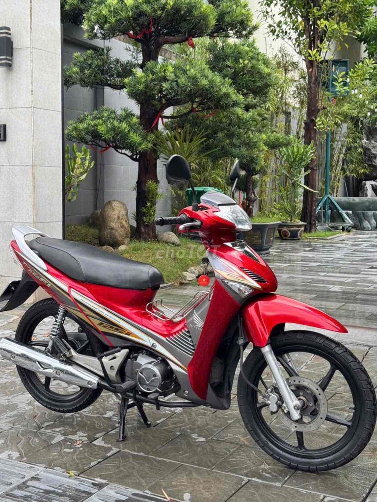 Honda Future Neo Fi 2009 красный