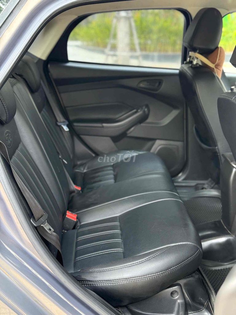 Ford Focus 2013 1.6 MT - 110000 km