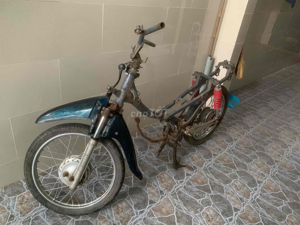 Bán phụ tùng rã xe wave @ 2002. Mua bán Phụ tùng xe tại Huyện Long Thành Đồng Nai được đăng bởi tý tý hình 5