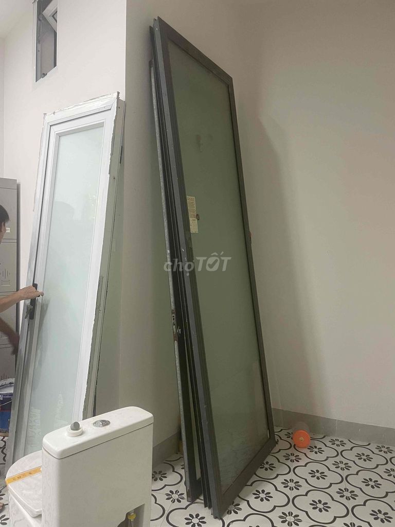 thanh lý cửa kính. Mua bán Nội thất, đồ gia dụng khác tại Quận Thanh Xuân Hà Nội được đăng bởi Loan hình 1