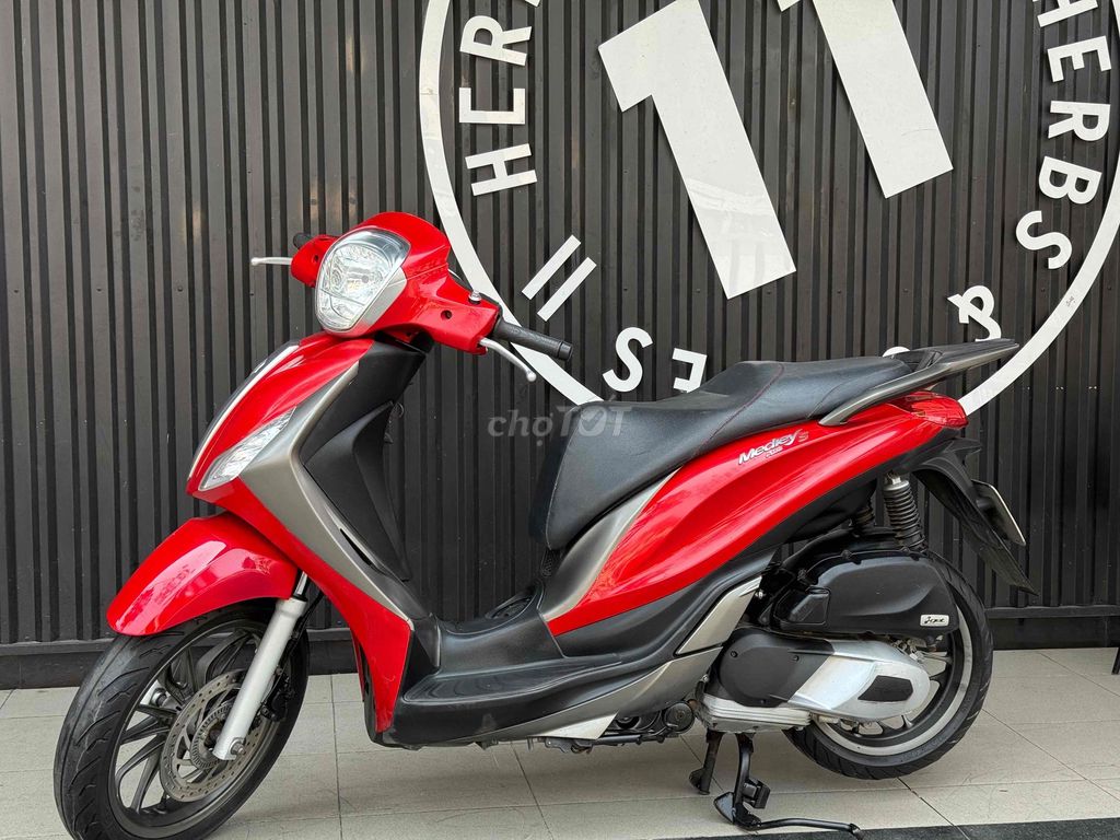 Piaggio Medley ABS - Đỏ nâu Phiên bản nhập Ý. Mua bán Xe máy tại Quận Hải Châu Đà Nẵng được đăng bởi Lê vy  hình 1