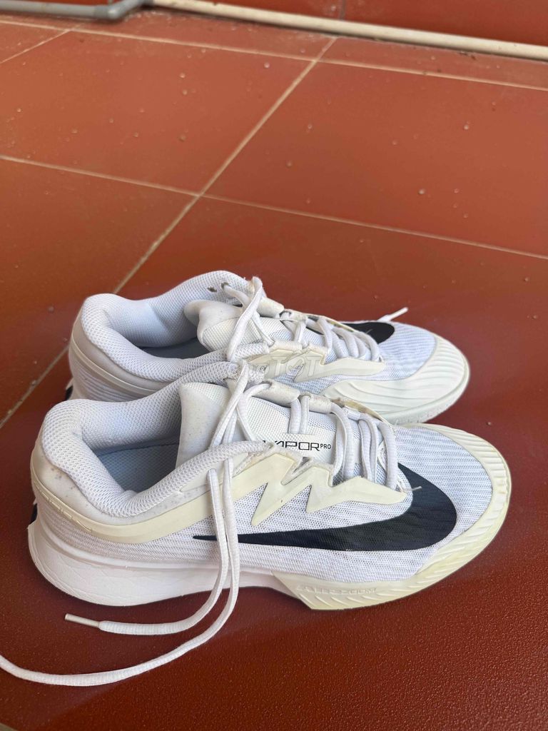 Giày thể thao Nike Vapor Pro 3 Trắng 38.5. Mua bán Giày dép tại Quận Tây Hồ Hà Nội được đăng bởi chu minh tu hình 1