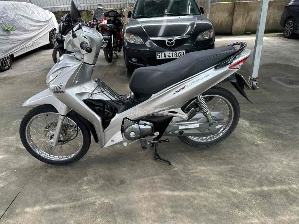 Honda  Future lét đỏ đen cuối 2019 Bstp lên bạc đe. Mua bán Xe máy tại Quận 11 Tp Hồ Chí Minh được đăng bởi Thịnh hình 2