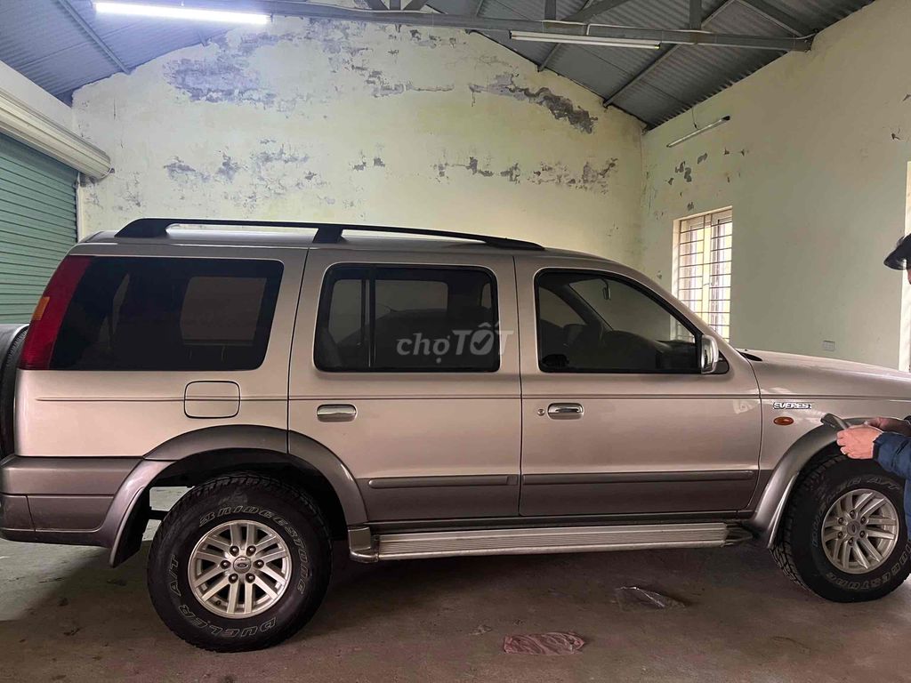 Ford Everest 2006 2.5L 4x2 MT - 200000 km. Mua bán Ô tô tại Huyện Phú Vang Thừa Thiên Huế được đăng bởi Nguyễn Văn Hưng hình 9