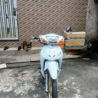 Wave 50cc đời 2021 màu Trắng, Bstp 