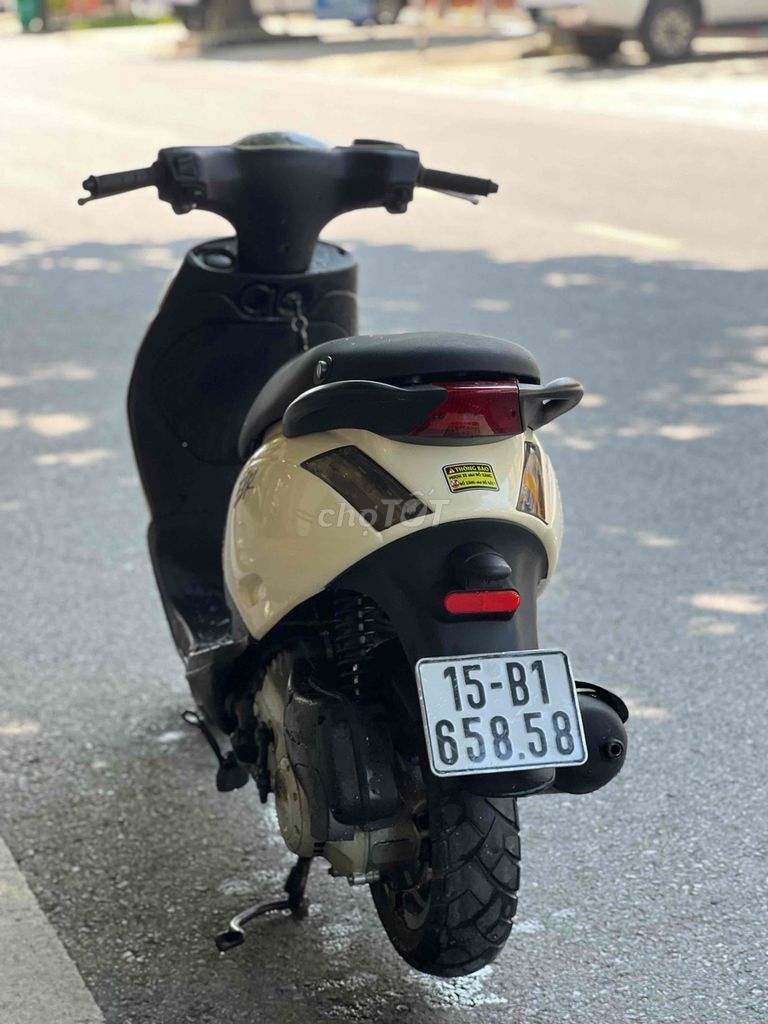 Piaggio Zip 100cc кремовый, крутой номер, 2013
