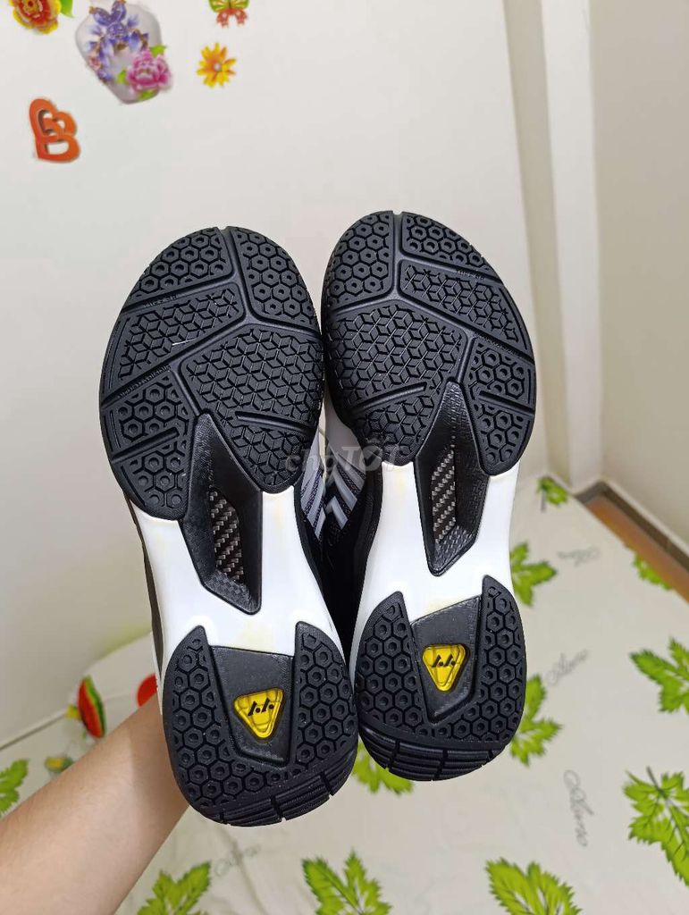 Giày cầu lông Lefus L029 chính hãng