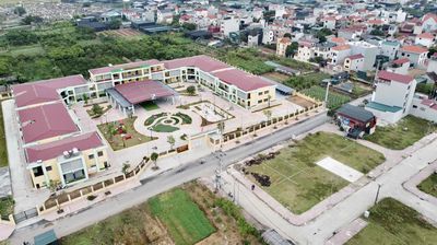 CỰC PHẨM KINH DOANH - 40,5m2 - Ô tô vào nhà - Yên Nghĩa, Đông La