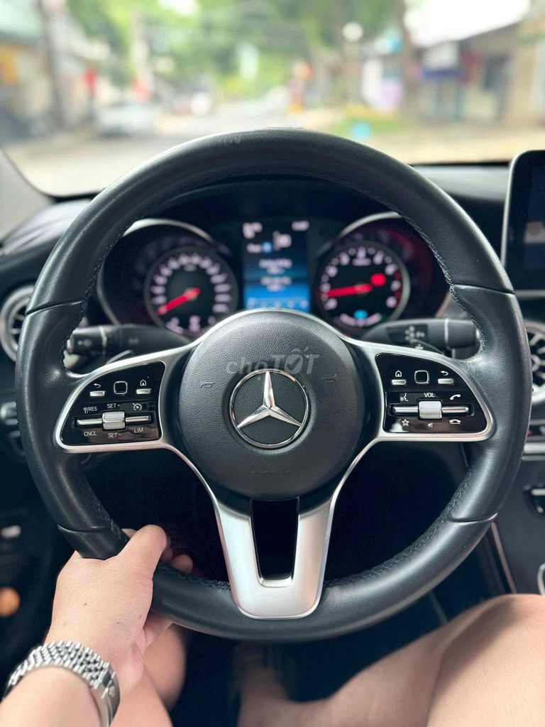 Mercedes Benz 2019 - Chính chủ - Cần bán ạ ❤️. Mua bán Ô tô tại Thành phố Buôn Ma Thuột Đắk Lắk được đăng bởi Hoàng Quang hình 9
