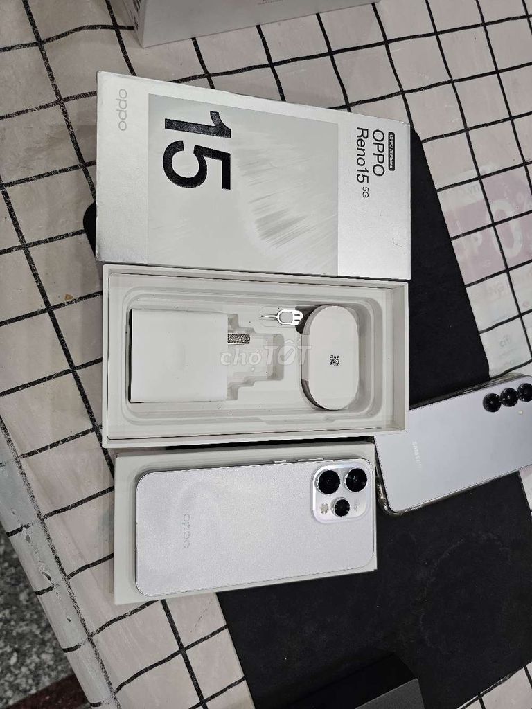 Oppo Reno 15 5G TRẮNG 12G/512G 100% FBOX CHƯA KÍCH. Mua bán Điện thoại tại Quận Tân Phú Tp Hồ Chí Minh được đăng bởi Ngô Minh Mobile  hình 1