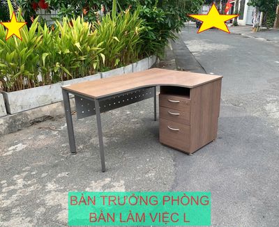 THANH LÝ BÀN L CHÂN SẮT – BÀN 1M4 X 1M – GIÁ RẺ. Mua bán Đồ dùng văn phòng tại Quận Bình Tân Tp Hồ Chí Minh được đăng bởi minh nhut