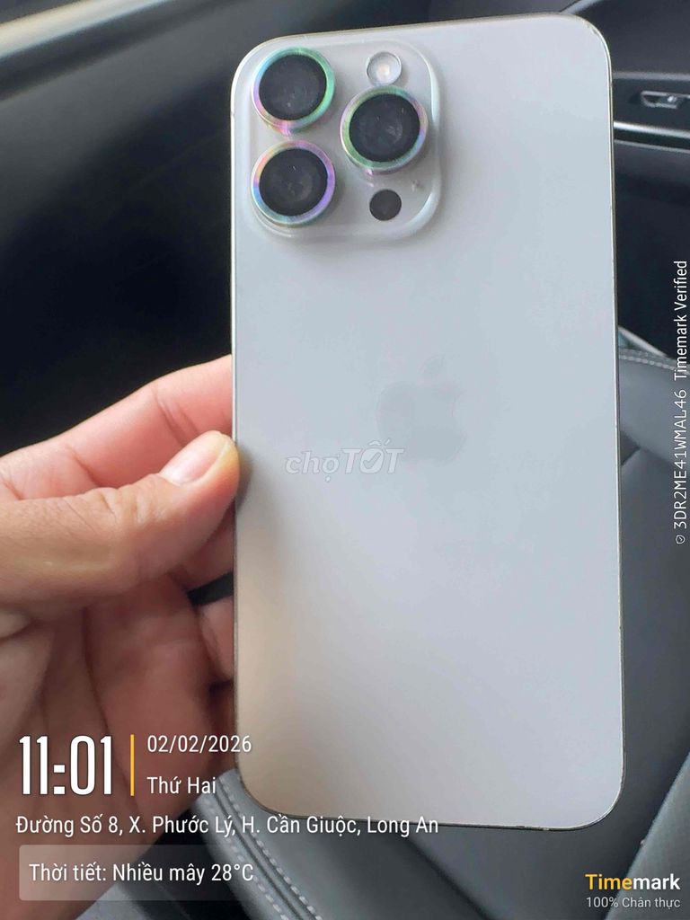 iPhone 15 Pro Max Trắng màn đốm như hình mất face. Mua bán Điện thoại tại Huyện Bình Chánh Tp Hồ Chí Minh được đăng bởi Hoàng Vinh hình 1