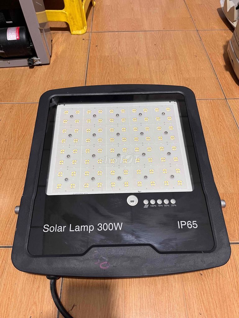 Đèn LED năng lượng mặt trời MPE. Mua bán Đèn tại Quận Phú Nhuận Tp Hồ Chí Minh được đăng bởi Bông Lê hình 1