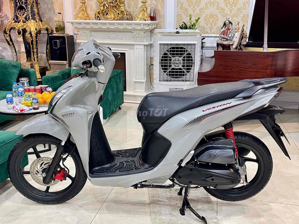 XE MÁY 68 - Honda Vision Thể Thao 2024 Lướt. Mua bán Xe máy tại Quận Hai Bà Trưng Hà Nội được đăng bởi Đức Anh hình 5