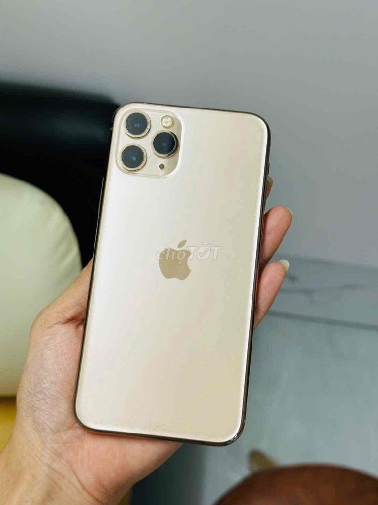 iPhone 11 Pro 256GB Gold Nguyên Zin. Mua bán Điện thoại tại Quận 10 Tp Hồ Chí Minh được đăng bởi Ngọng Store hình 1