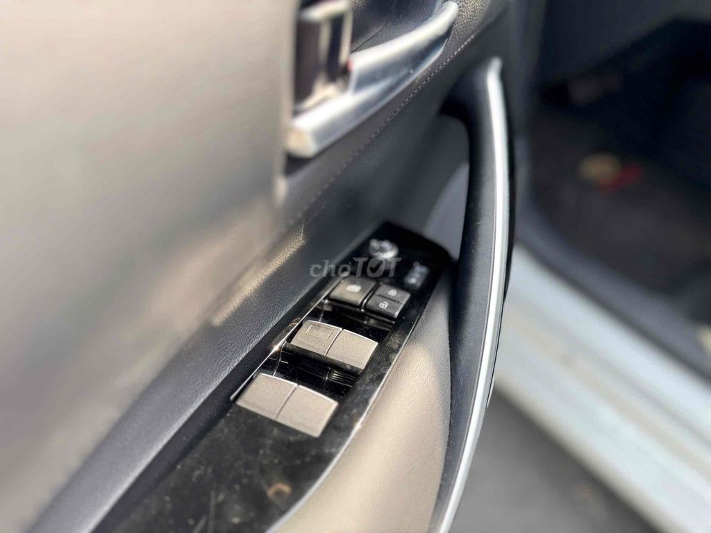 Toyota Corolla Altis 2022 1.8 V - 47000 km. Mua bán Ô tô tại Thành phố Thủ Đức Tp Hồ Chí Minh được đăng bởi Pham Hieu hình 15