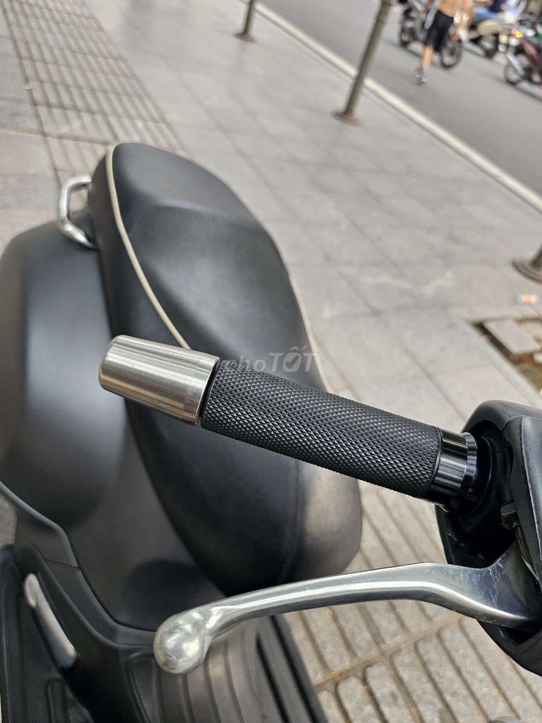 GTS 125 3vie 2014 gin. Mua bán Xe máy tại Quận Ba Đình Hà Nội được đăng bởi Bách hình 14