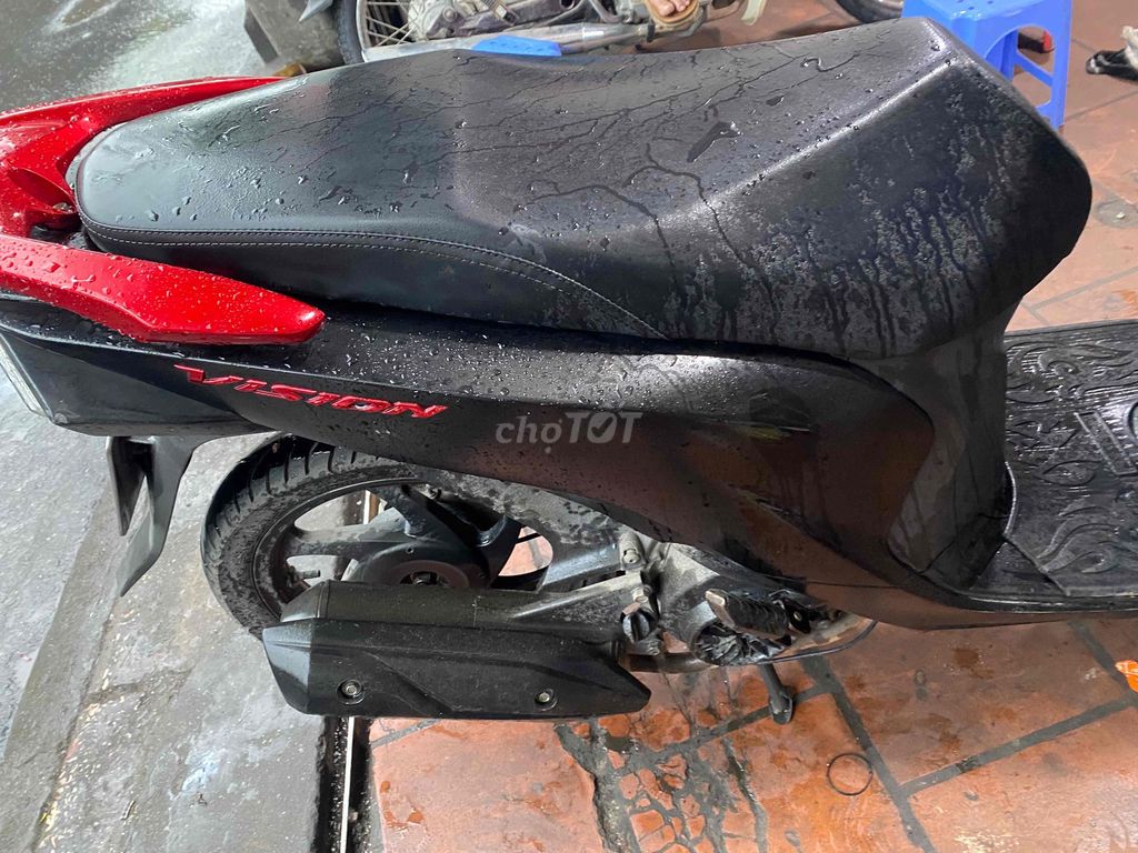 khách gần nhà nhờ đăng bán hộ xe vision 2015. Mua bán Xe máy tại Quận Tây Hồ Hà Nội được đăng bởi Anh Minh hình 5