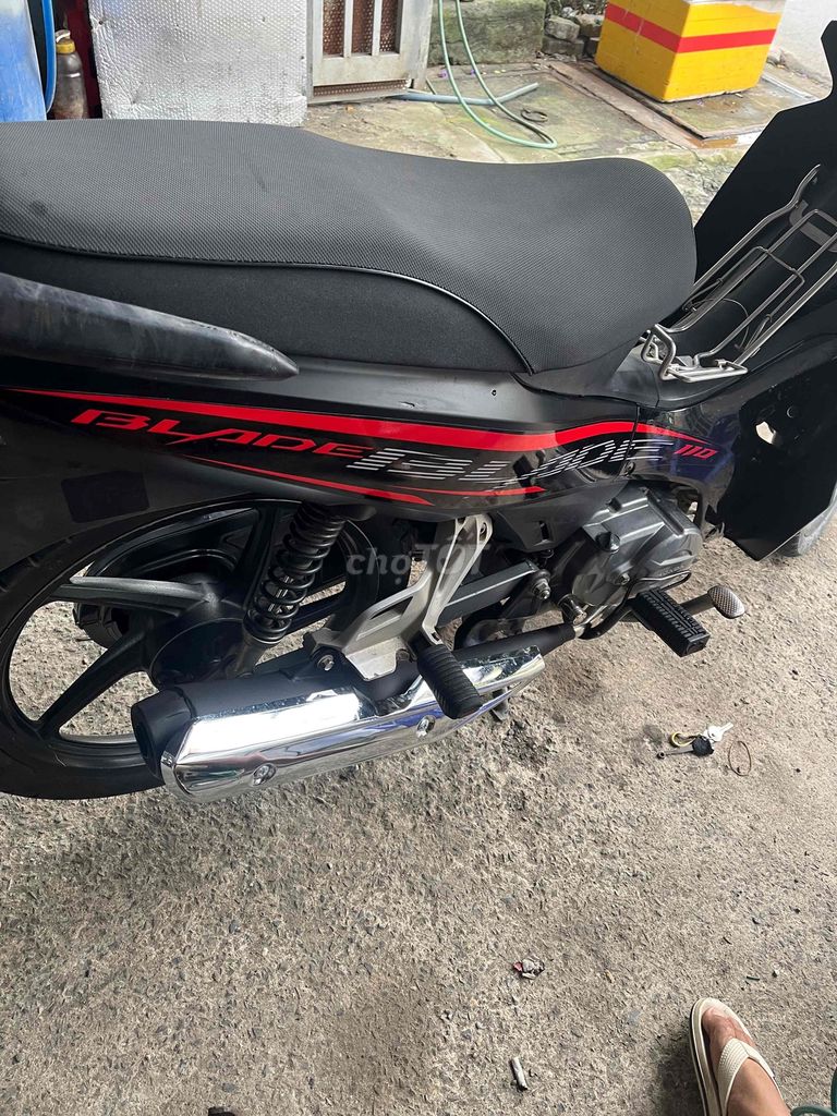 Honda Blade Đỏ Đen Zin êm. Mua bán Xe máy tại Huyện Bình Chánh Tp Hồ Chí Minh được đăng bởi Thành  hình 5