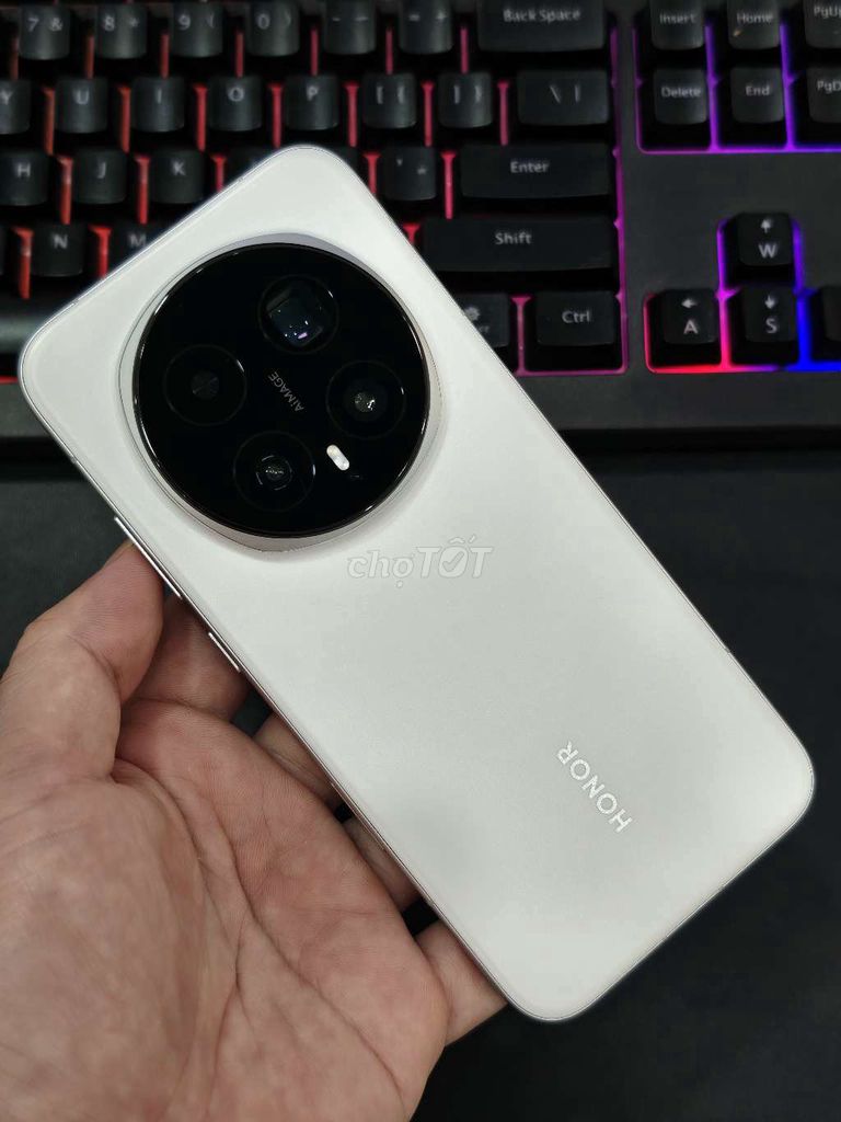 Honor Magic 8 Pro 16/512 Fullbox. Mua bán Điện thoại tại Quận Ninh Kiều Cần Thơ được đăng bởi Nguyễn Toàn hình 1