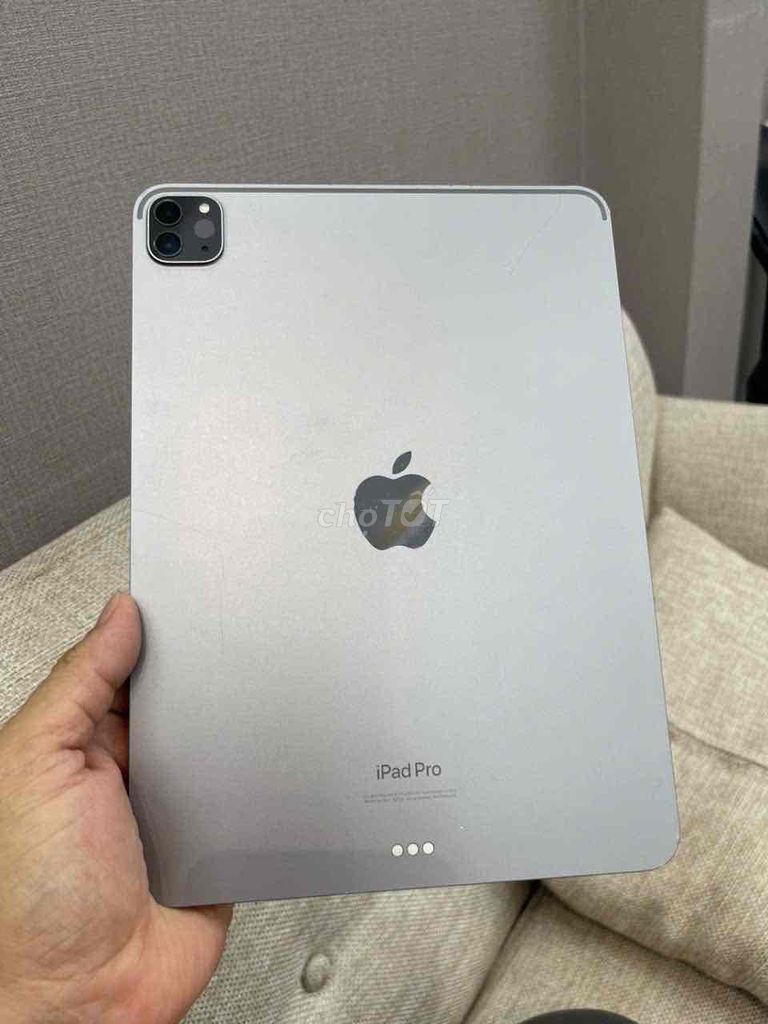 iPad Pro M2 2022 128GB Wifi QT màn lỗi nhẹ xài ok