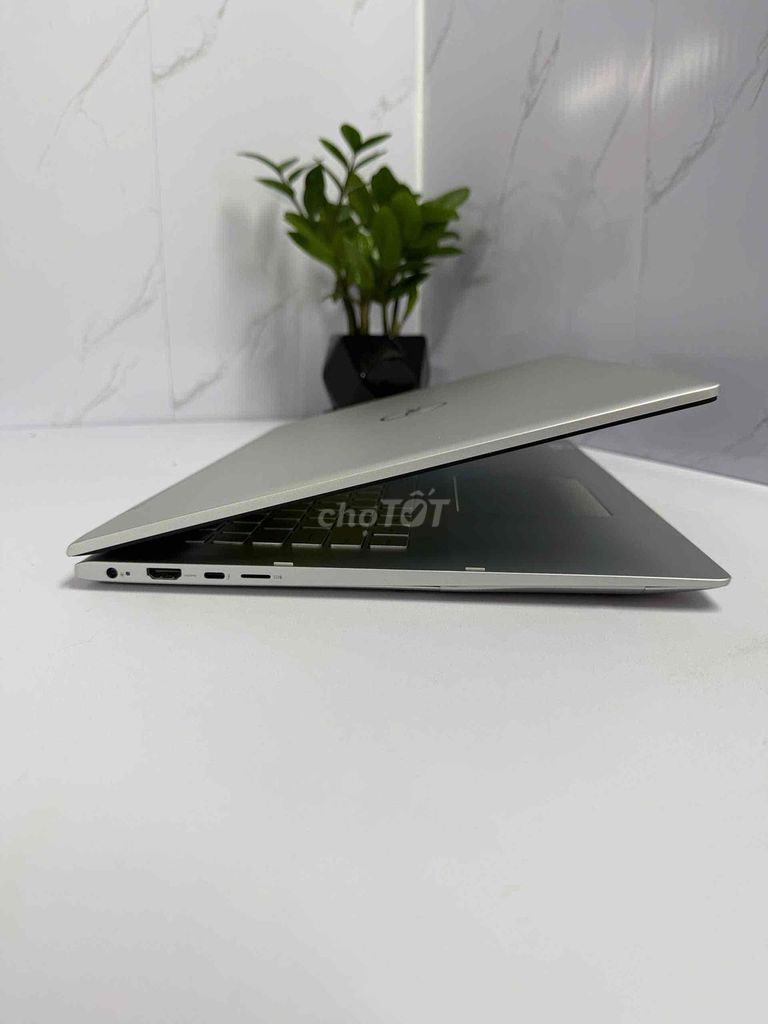Dell Inspiron 7791 i5-10210U 8GB/256GB. Mua bán Laptop tại Quận Hải Châu Đà Nẵng được đăng bởi CTY PHUONG AN   hình 1