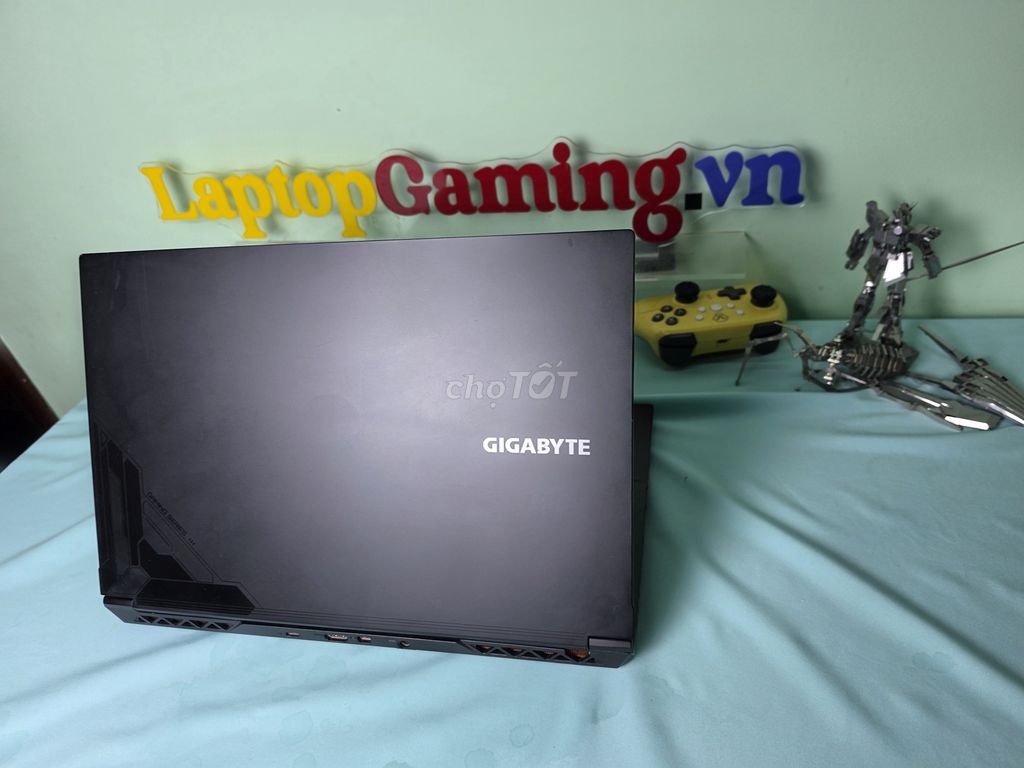 Gigabyte RTX 4050 6G khỏe, I5-12450H, 2 quạt mát. Mua bán Laptop tại Quận Tân Bình Tp Hồ Chí Minh được đăng bởi Laptop Gaming VN hình 1