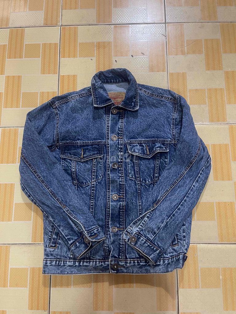 Áo khoác Levis 501 Jean Xanh Unisex. Mua bán Quần áo tại Quận 12 Tp Hồ Chí Minh được đăng bởi HT 86 hình 1