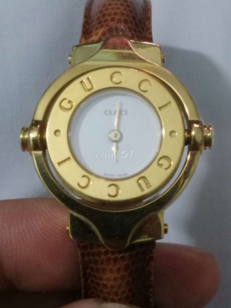 Đồng hồ nữ gucci, mặt xoay độc đáo,swiss Made