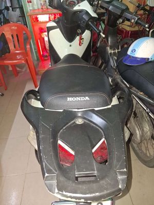 Xe nhà dư dùng cần bán chính chủ xe SH Ý 150 /2008. Mua bán Xe máy tại Quận 5 Tp Hồ Chí Minh được đăng bởi Hoang gia