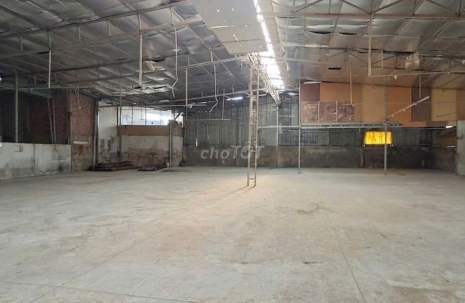 Cho thuê kho xưởng Phạm Hùng, 900m² – giá tốt chỉ 40 triệu/tháng