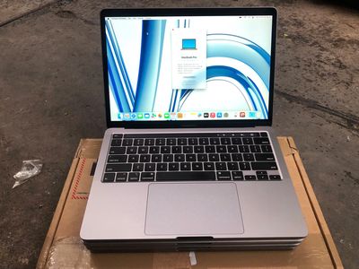 PRO 2020 13'' TOUCHBAR/ CORE I7/ 16G/ 512G/SẴN SLL. Mua bán Laptop tại Quận 3 Tp Hồ Chí Minh được đăng bởi Tèo
