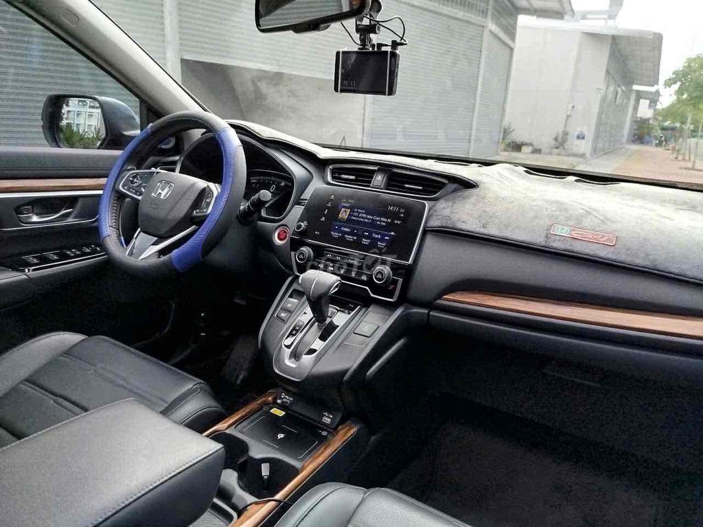 Honda CR V 2020 L - 45000 km bao test. Mua bán Ô tô tại Quận 8 Tp Hồ Chí Minh được đăng bởi nguyễn thúc khoa hình 10