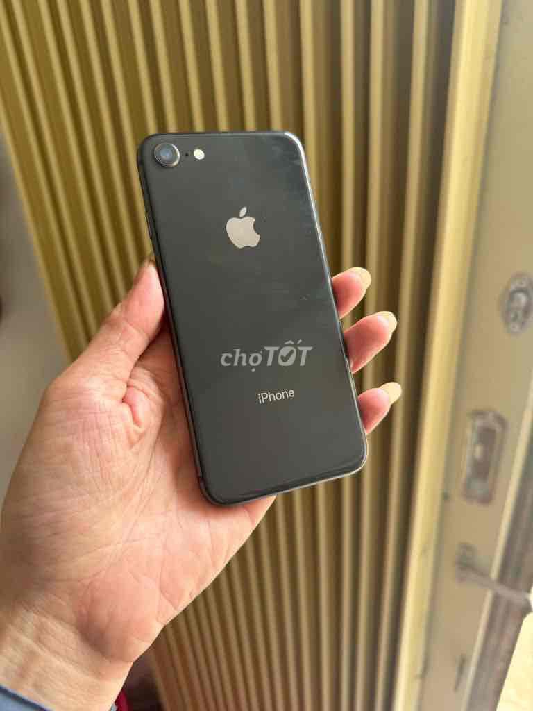 Apple iPhone 8 Đen Đã sử dụng. Mua bán Điện thoại tại Thị xã Kỳ Anh Hà Tĩnh được đăng bởi Nguyễn Đăng Khoa hình 1