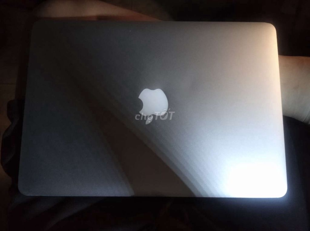 Apple MacBook Air 2017 Bạc. Mua bán Laptop tại Thành phố Biên Hòa Đồng Nai được đăng bởi Khánh Nguyên hình 1