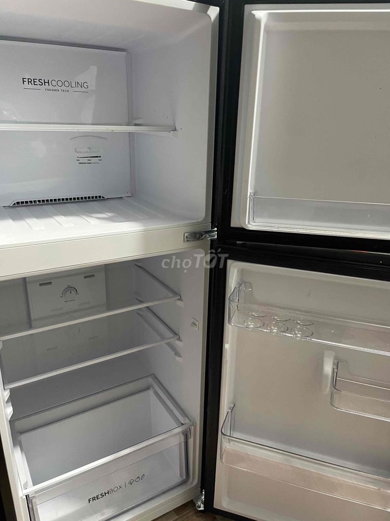 Tủ lạnh Aqua 189L Đen Đã sử dụng. Mua bán Tủ lạnh tại Thành phố Buôn Ma Thuột Đắk Lắk được đăng bởi Nguyễn Ngọc Hoàng Phi hình 1