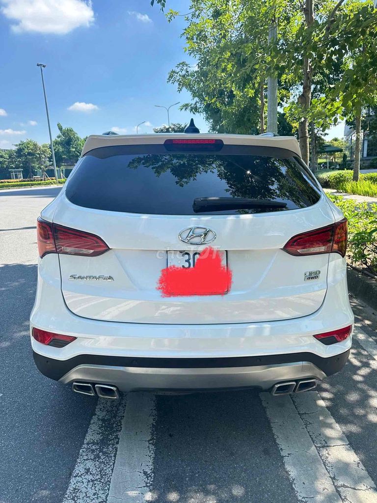 Hyundai Santa Fe 2.2 CIRD 4WD - 170000 km. Mua bán Ô tô tại Quận Hoàng Mai Hà Nội được đăng bởi Phạm Lân hình 2