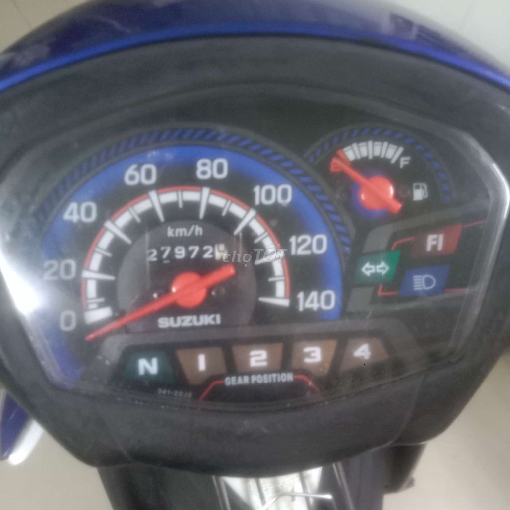 Suzuki Viva FI 2015 сине-белый 27 972 км
