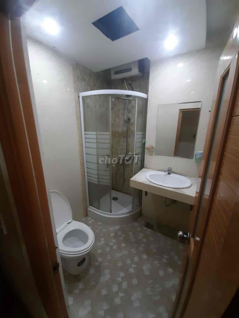 Nhà 32m2 5 tầng