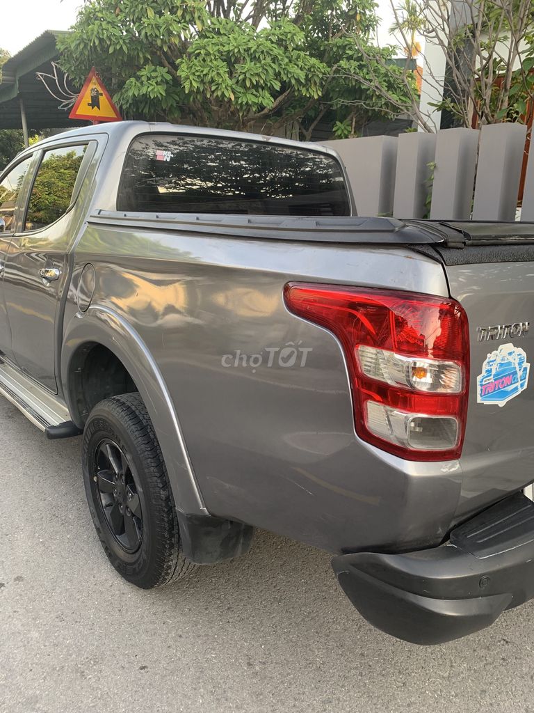 Mitsubishi Triton 2016 4x2 AT - 130000 km. Mua bán Ô tô tại Thị xã Hồng Lĩnh Hà Tĩnh được đăng bởi Nguyễn Long hình 4