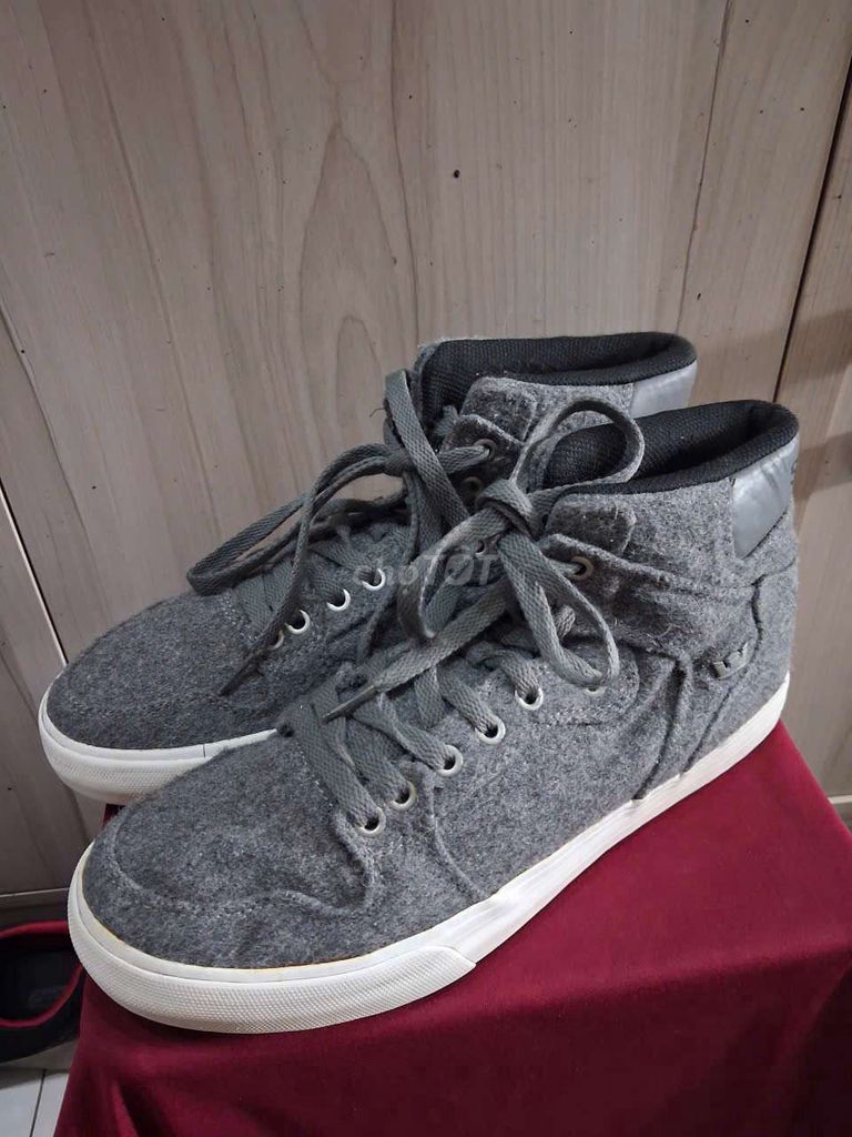 Giày thể thao Supra Vải Nam Xám Size 42.5-43. Mua bán Giày dép tại Quận 7 Tp Hồ Chí Minh được đăng bởi Viet Khoa hình 1