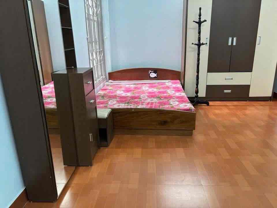 Аренда отдельно стоящего дома в или в качестве вице-президента