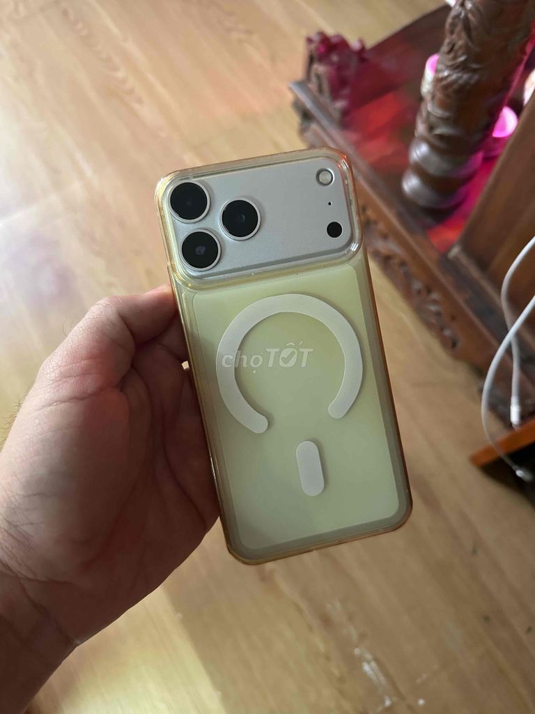 Apple iPhone XS Max 256GB Vàng Đã sử dụng. Mua bán Điện thoại tại Quận Tân Bình Tp Hồ Chí Minh được đăng bởi phát hình 1
