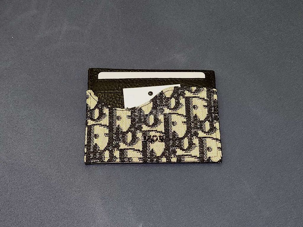 Ví đựng thẻ Dior Da Vải Unisex. Mua bán Túi xách tại Quận Hải Châu Đà Nẵng được đăng bởi Tawi hình 1
