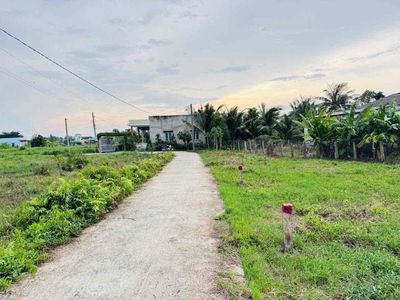 Giá công nhân!! full thổ cư, đường xe hơi Tân Trụ. Mua bán đất tại Huyện Tân Trụ Long An được đăng bởi Tuyến Lê