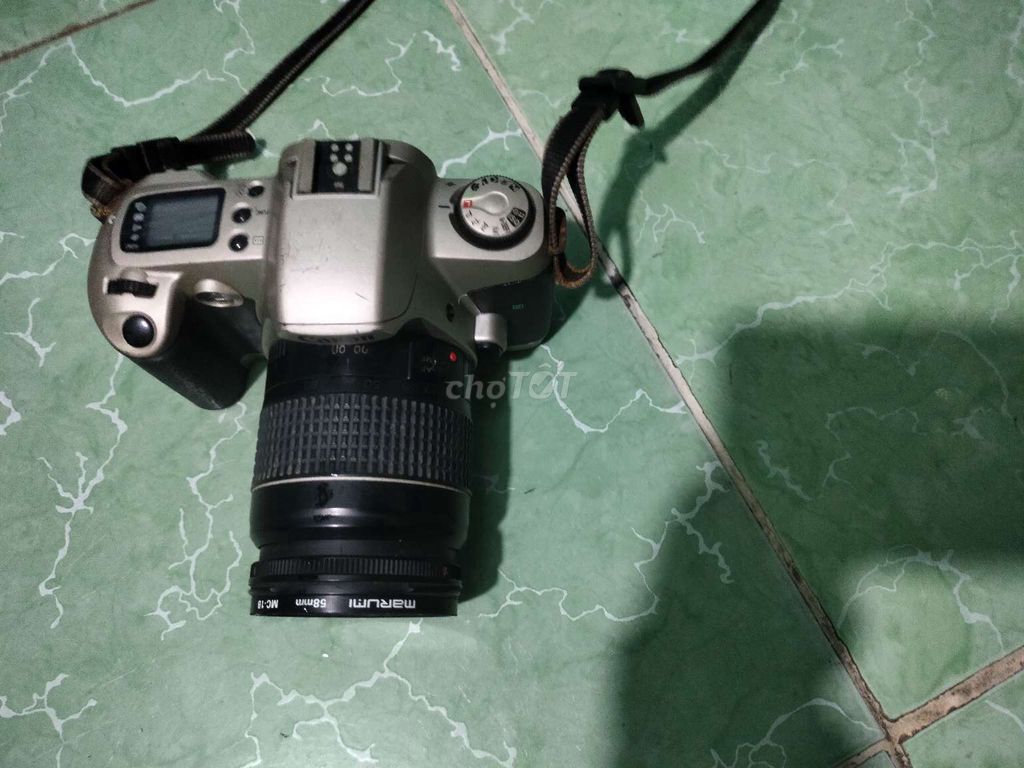 Máy ảnh Canon EOS Bạc. Mua bán Máy ảnh, Máy quay tại Quận Tân Phú Tp Hồ Chí Minh được đăng bởi a thang hình 1